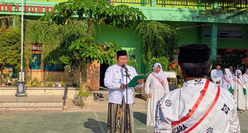 Refleksi Peringatan Hari Santri 2026: MIN 1 Sumenep Padukan Keteguhan Ikrar dan Lantunan Al-Waqi'ah
