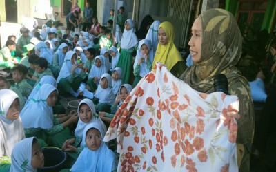 Hari Pertama Pelaksanaan P5: Siswa Antusias Ikuti Materi Batik Ecoprint