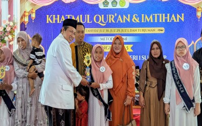 Khatmil Qur'an MIN 1 Sumenep: Kepala Madrasah Tegaskan Komitmen Jaga Mutu Generasi Qur'ani