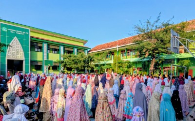 Munajat dan Shalat Dhuha Bersama di MIN 1 Sumenep Sambut HUT RI Ke-81